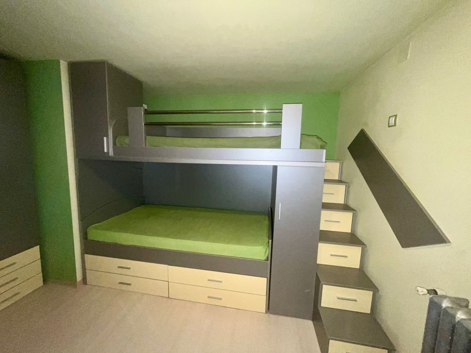 Paturi suprapuse copii +birou