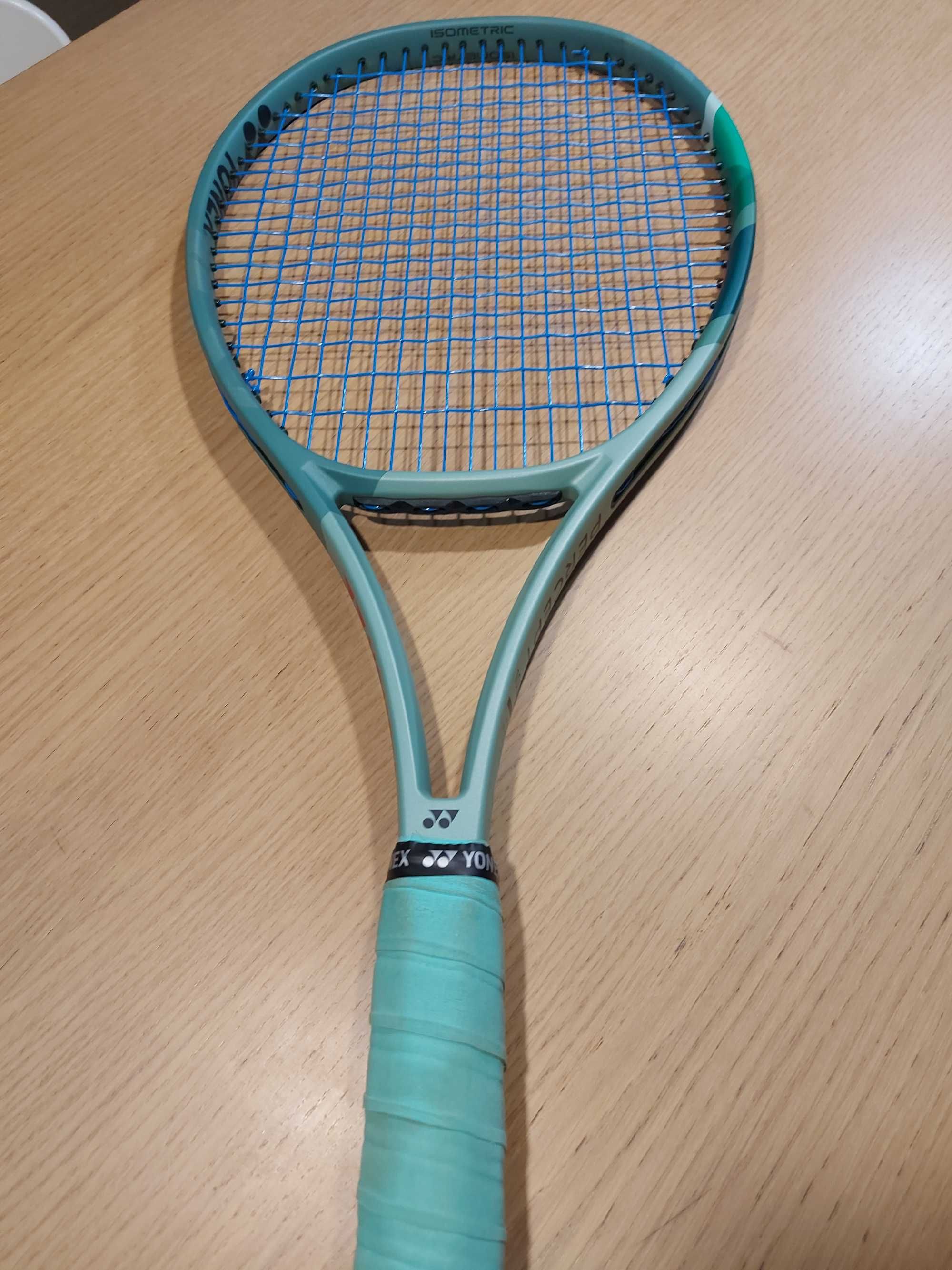 Тенис ракета Yonex Percept 100D