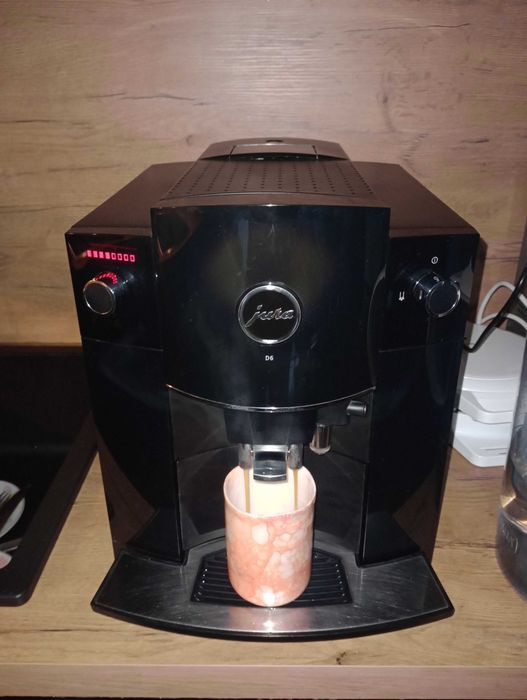 Кафемашина Jura D6