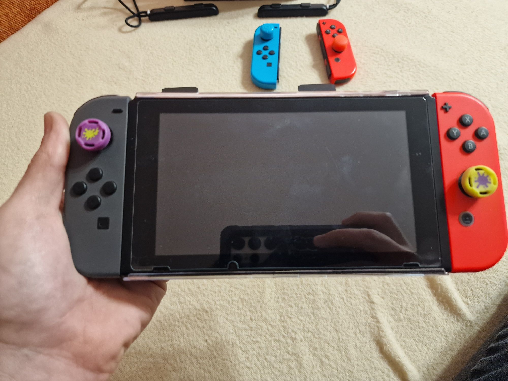 Nintendo Switch V1 Modat, card 256 GB, 4 controller + 2 slideuri +dock