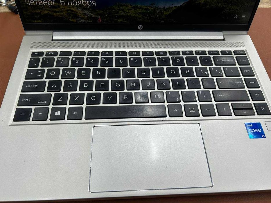 HP elitebook sotiladi