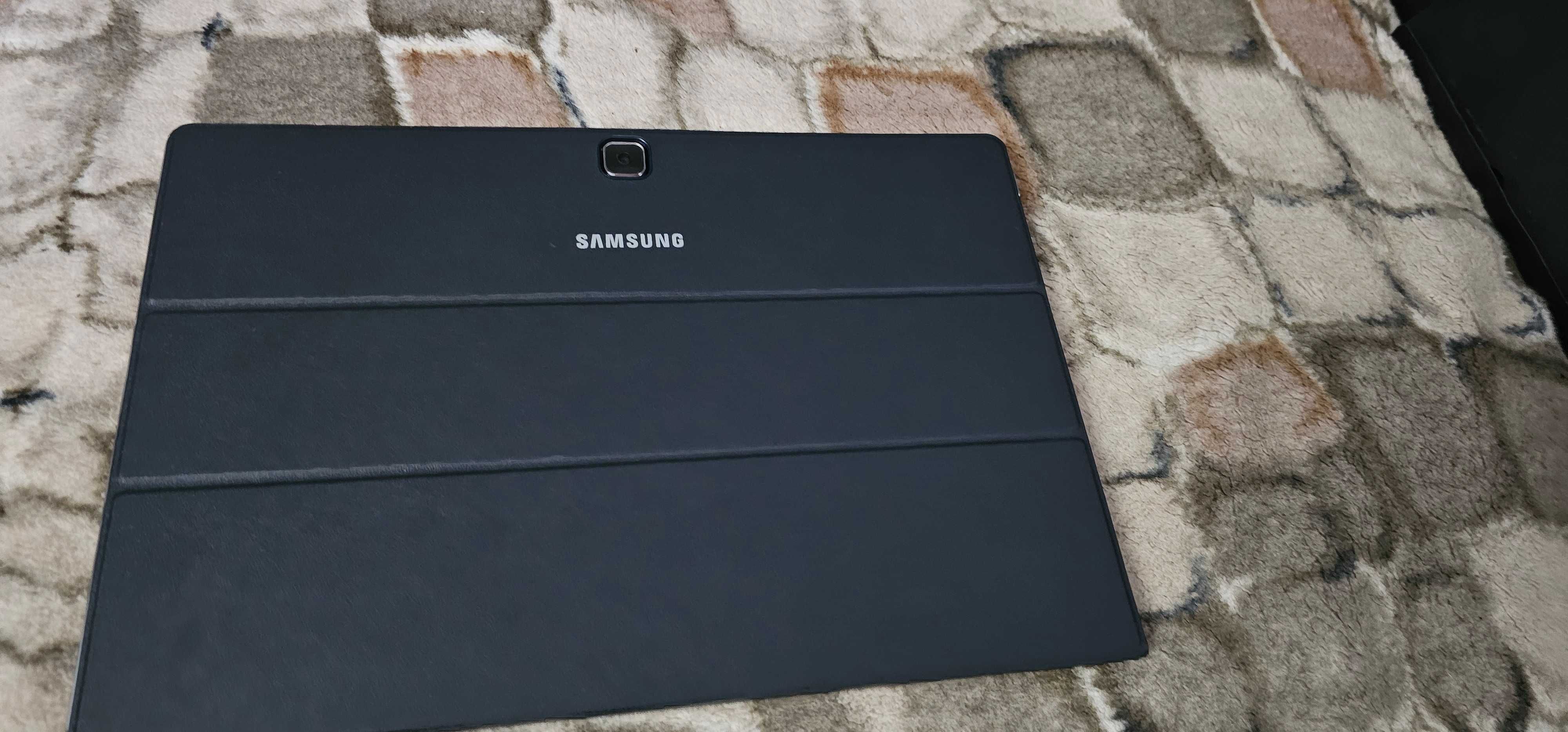 Tableta laptop 2in1 Samsung Galaxy TabPro S W708, 12", 128GB, 4Gb