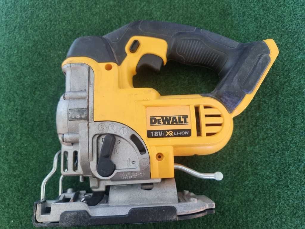 Dewalt DCS 331 - акумулаторен прободен трион /зеге/