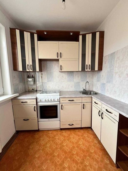 Продам 2-х комнатную квартиру в районе Парка Победы