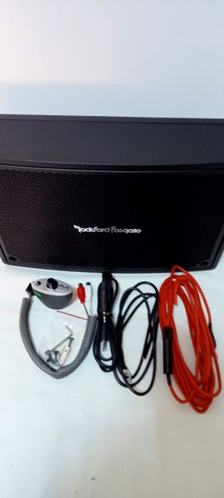 Subwoofer auto cu amplificator Rockford Fosgate  punch ps-8