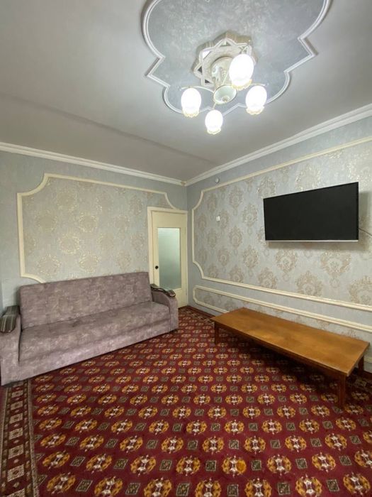 2хоналик 2этаждан уй сотилади