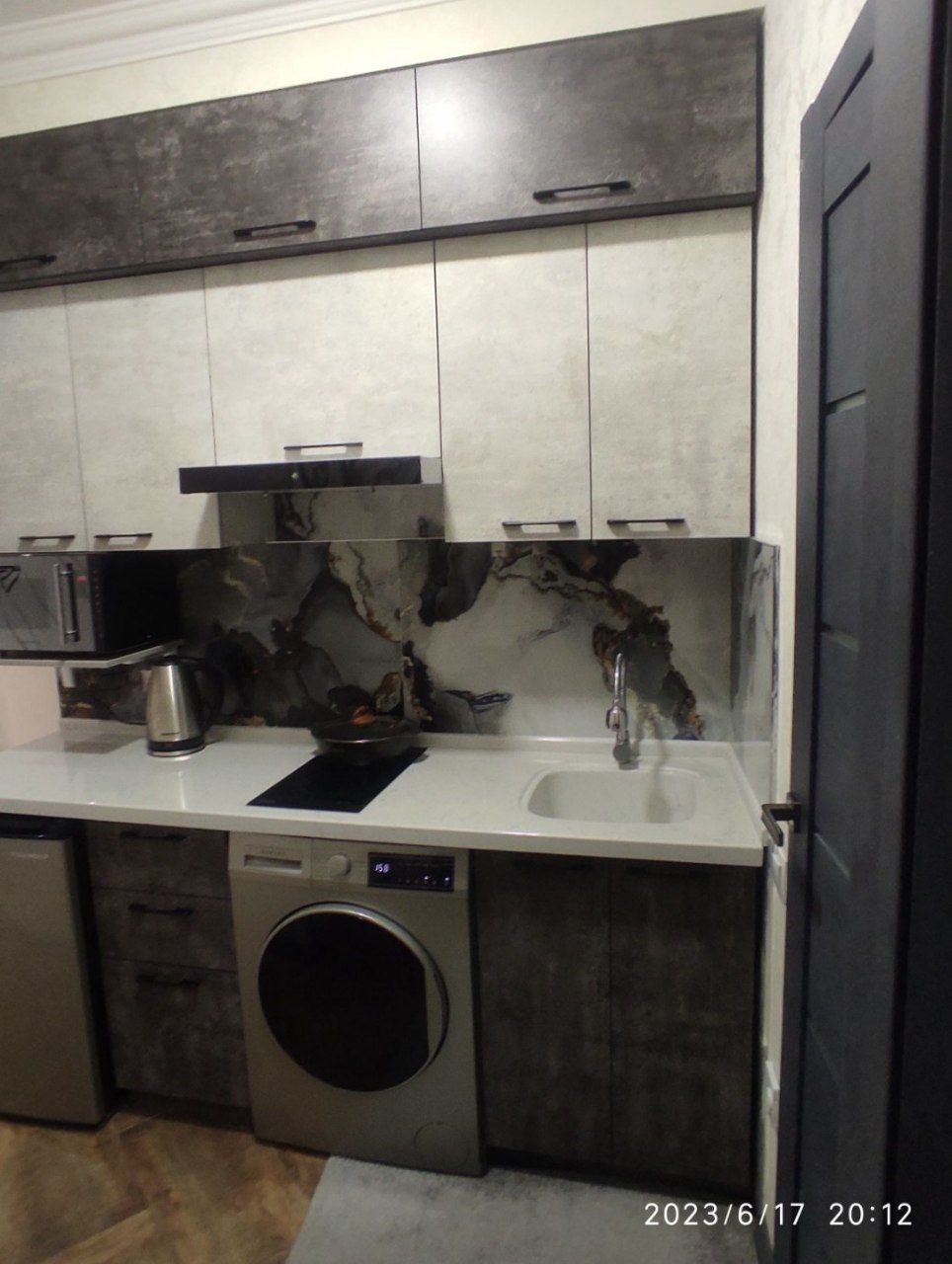 Сдаю 1 комнатная евро квартира со всеми удобствами рядом метро Туркист