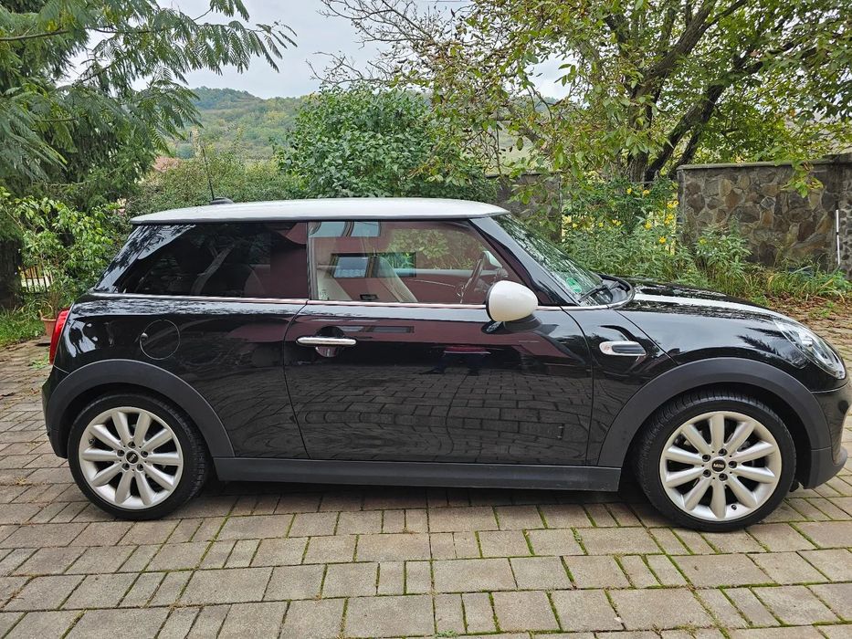 Mini Cooper MINI F56 Cooper 3 usi, capacitate 1499, putere 136, fabricatie 2018