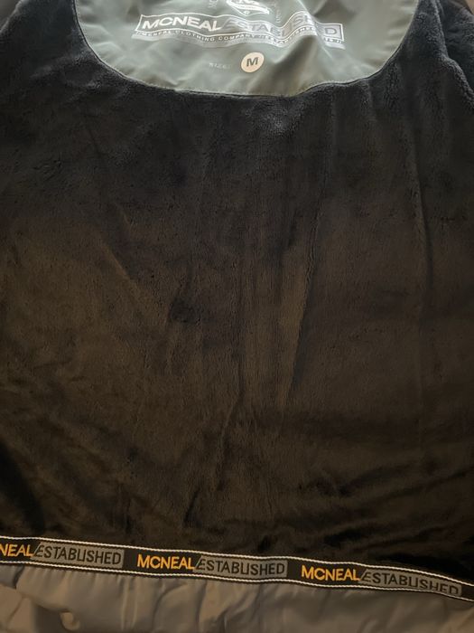 Vand geaca noua “ Mc Neal “