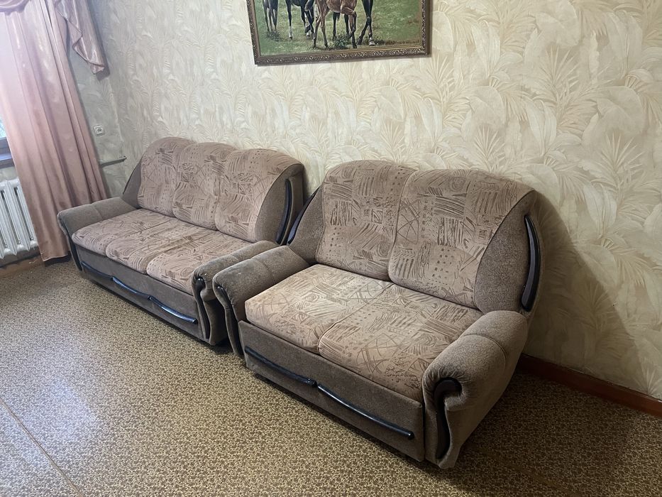 Два раскладных дивана