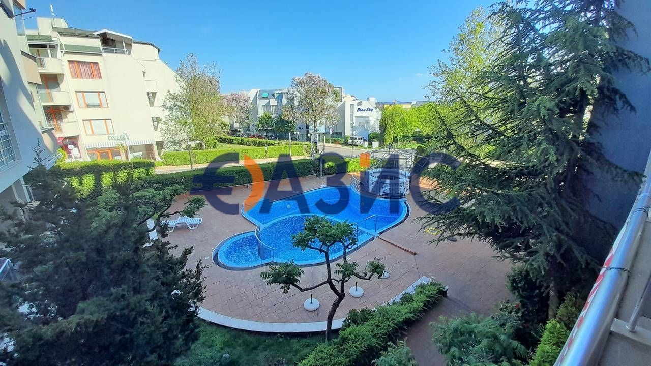 Продава се Двустаен апартамент в Свети Влас - 70 кв.м за 1215 €/кв.м - Снимка #12