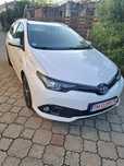 Vînd Toyota auris Touring Sports 1,8 hibrid automat 2018