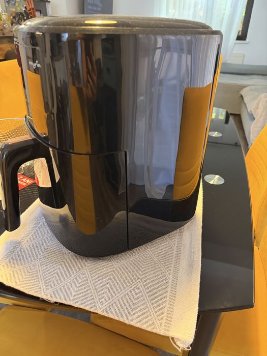 Friteuza Myria cu garantie