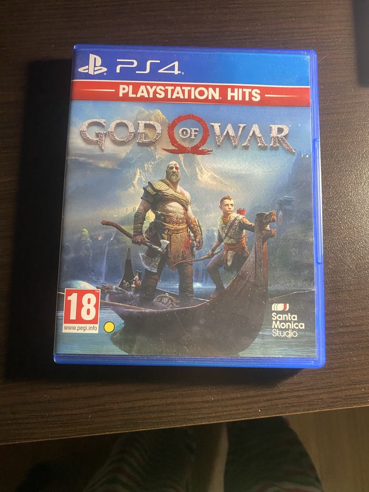 Продавам god of war 2018