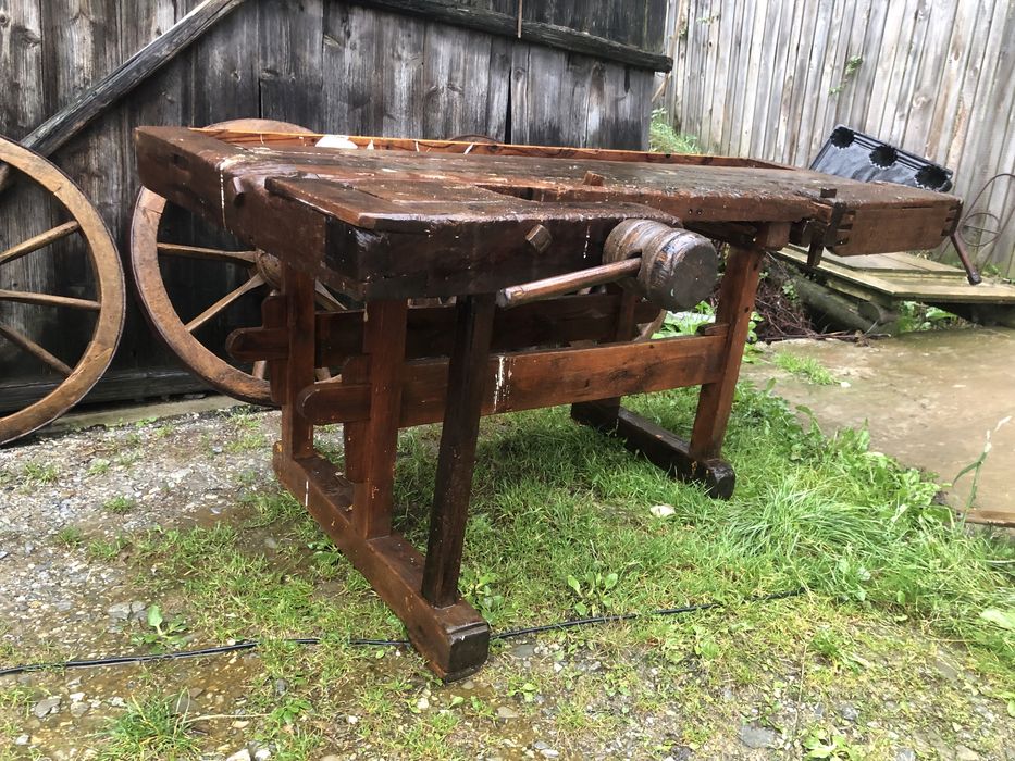 Banc de tâmplârie vechi