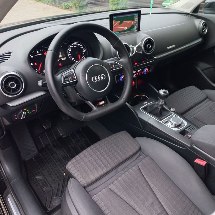 Audi A3 berlina/2.0tdi 150cp/Euro5/Cutie manuala/full led bixenon etc
