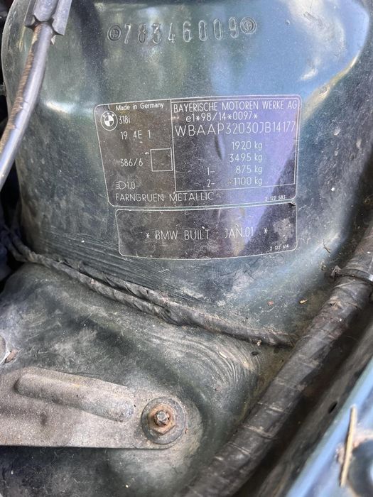 Продават се на части 320д 318и