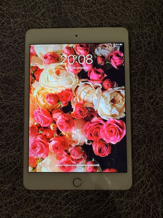 Ipad mini 4 Gold Cellular A1550 128GB