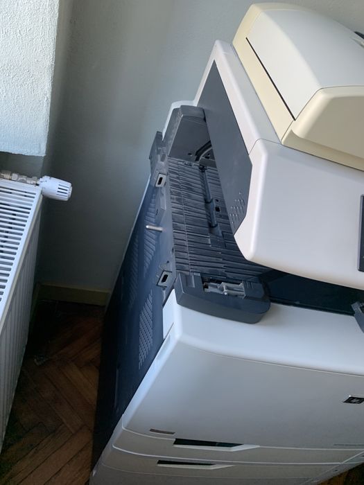 Hp laser jet CM 6030 MFP
