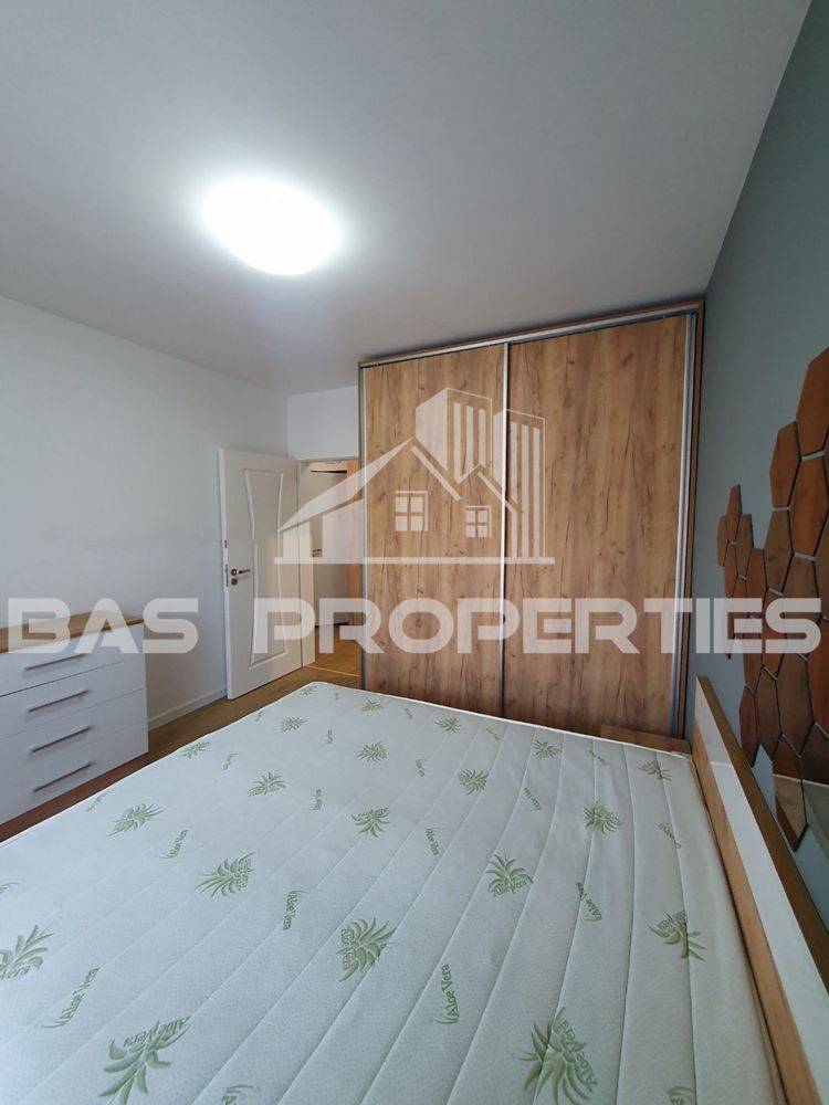 Дава се под наем Двустаен апартамент в София, Кръстова вада - 65 кв.м за 750 € - Снимка #5