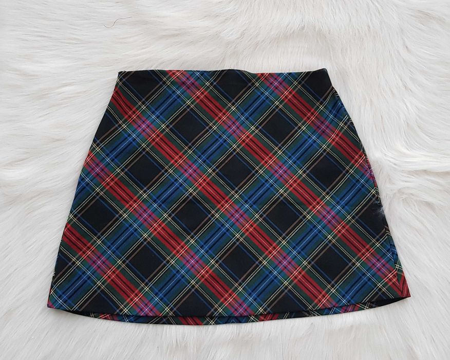 Дамска карирана пола ZARA S/М - НОВА