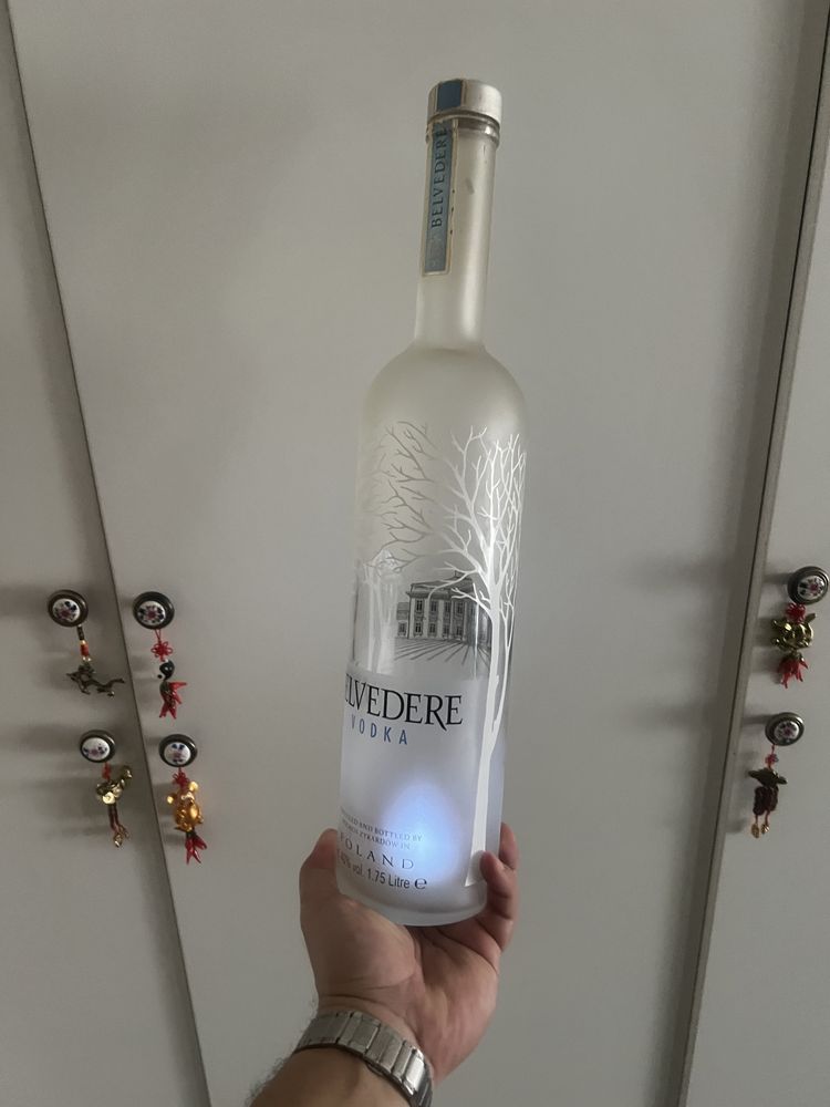 Sticla led 1,75 L vodka Belvedere