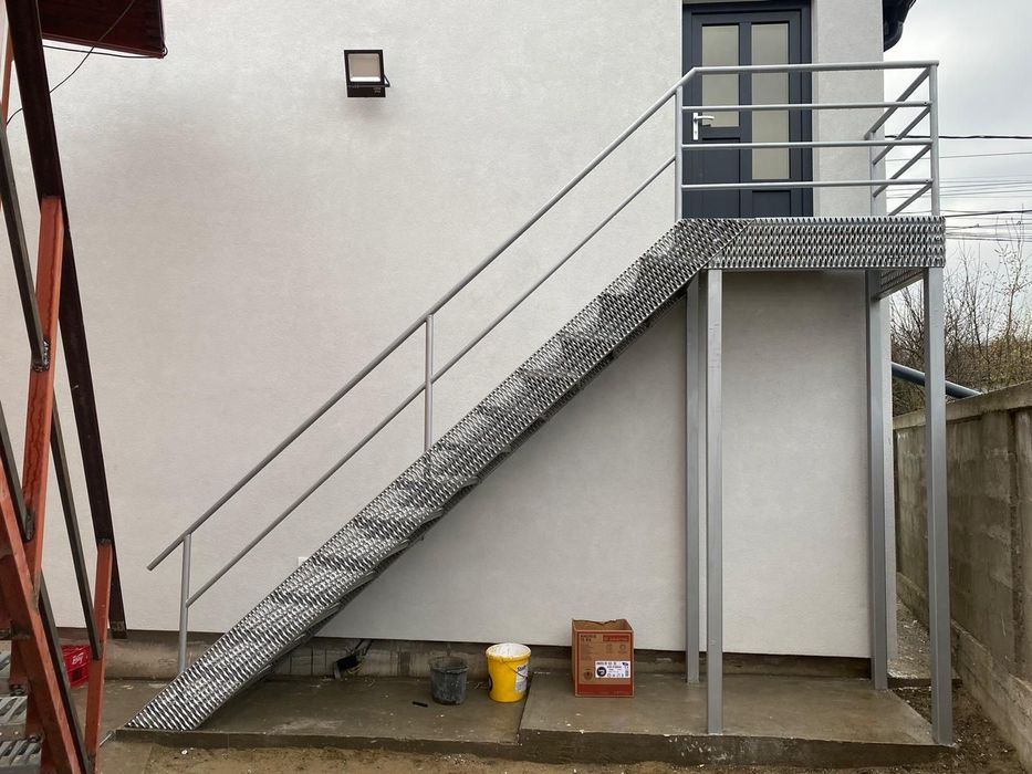 Scara metalica galvanizata pdf