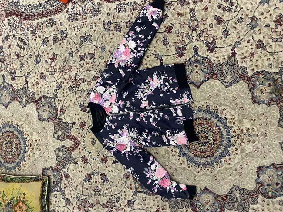 Продаю срочно  вещи в хорошем состоянии