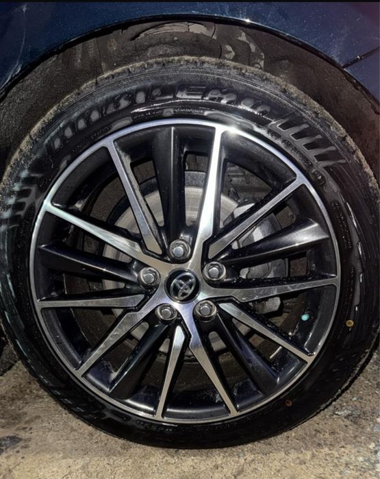 Диски оригинал Camry 70 R18