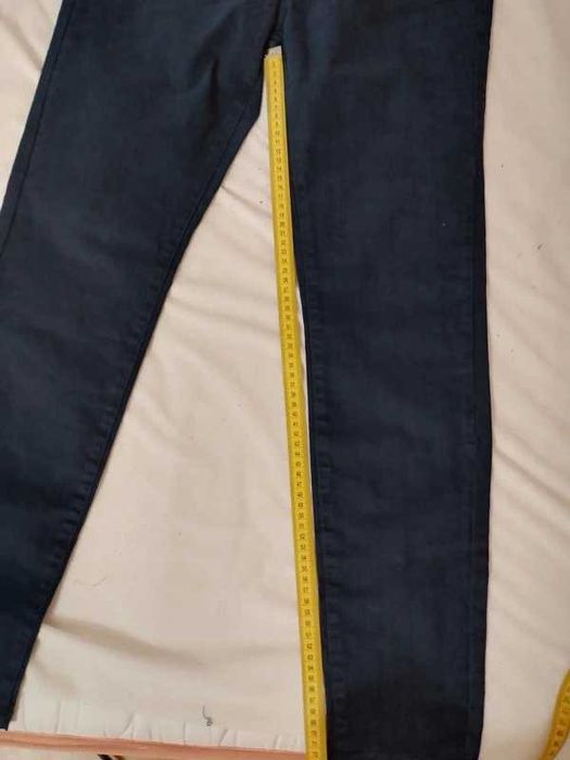 Pantaloni damă Motivi