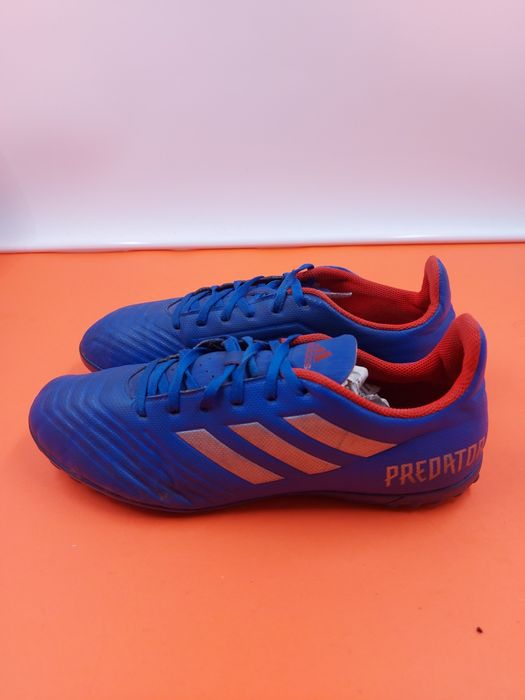 Adidas Predator номер 44 Оригинални футболни стоножки