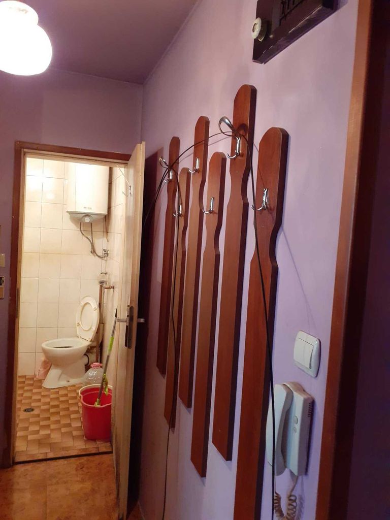 Дава се под наем Двустаен апартамент в Ямбол, Аврен - 46 кв.м за 178.5 € - Снимка #5