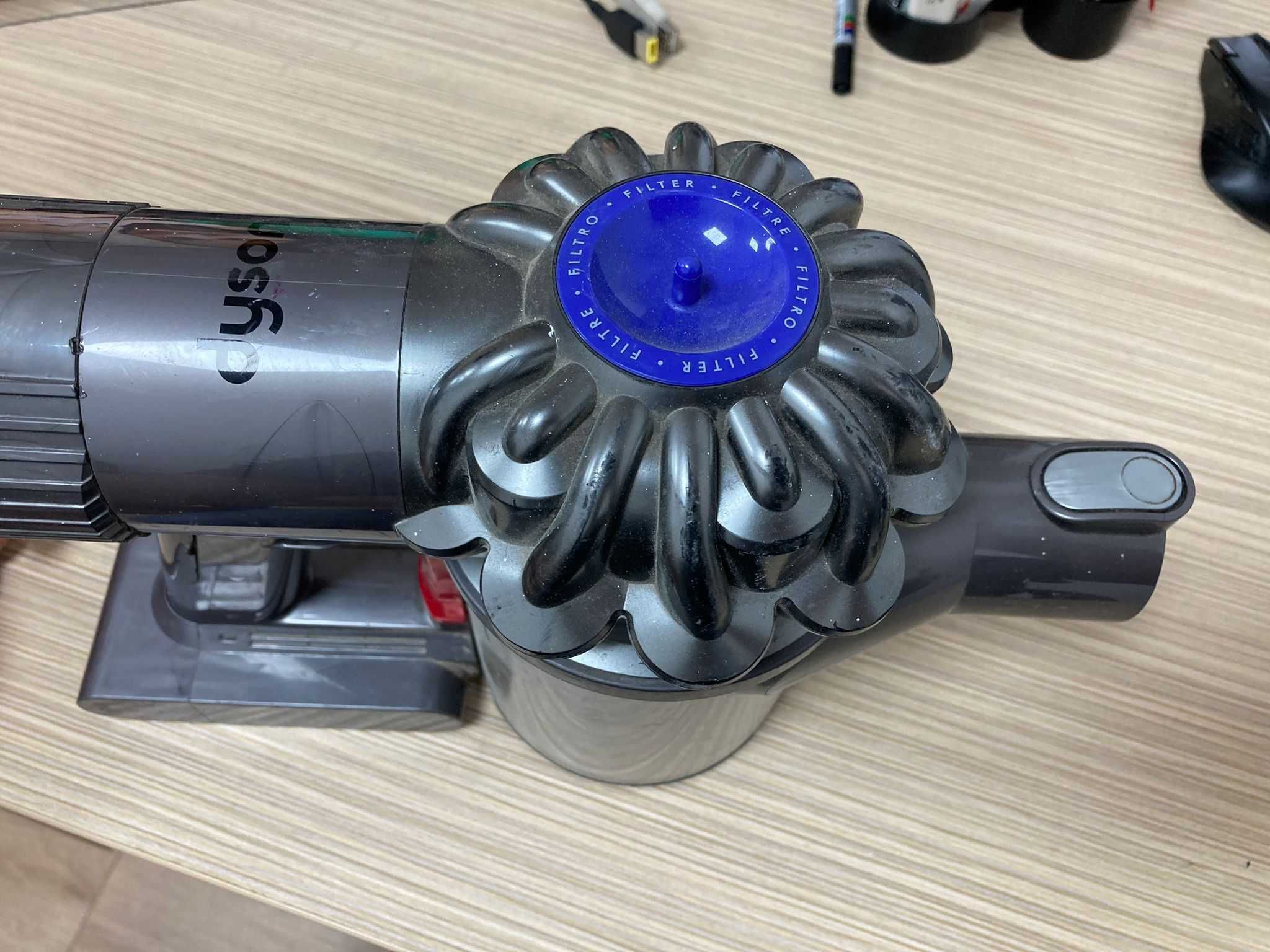 Vand aspirator Dyson - si accesorii diferite modele