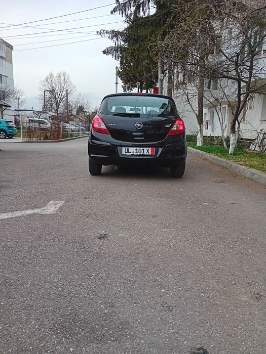 Opel corsa 1.4 benzină, fab,  2012,scaune încălzite,  volan încălzite!