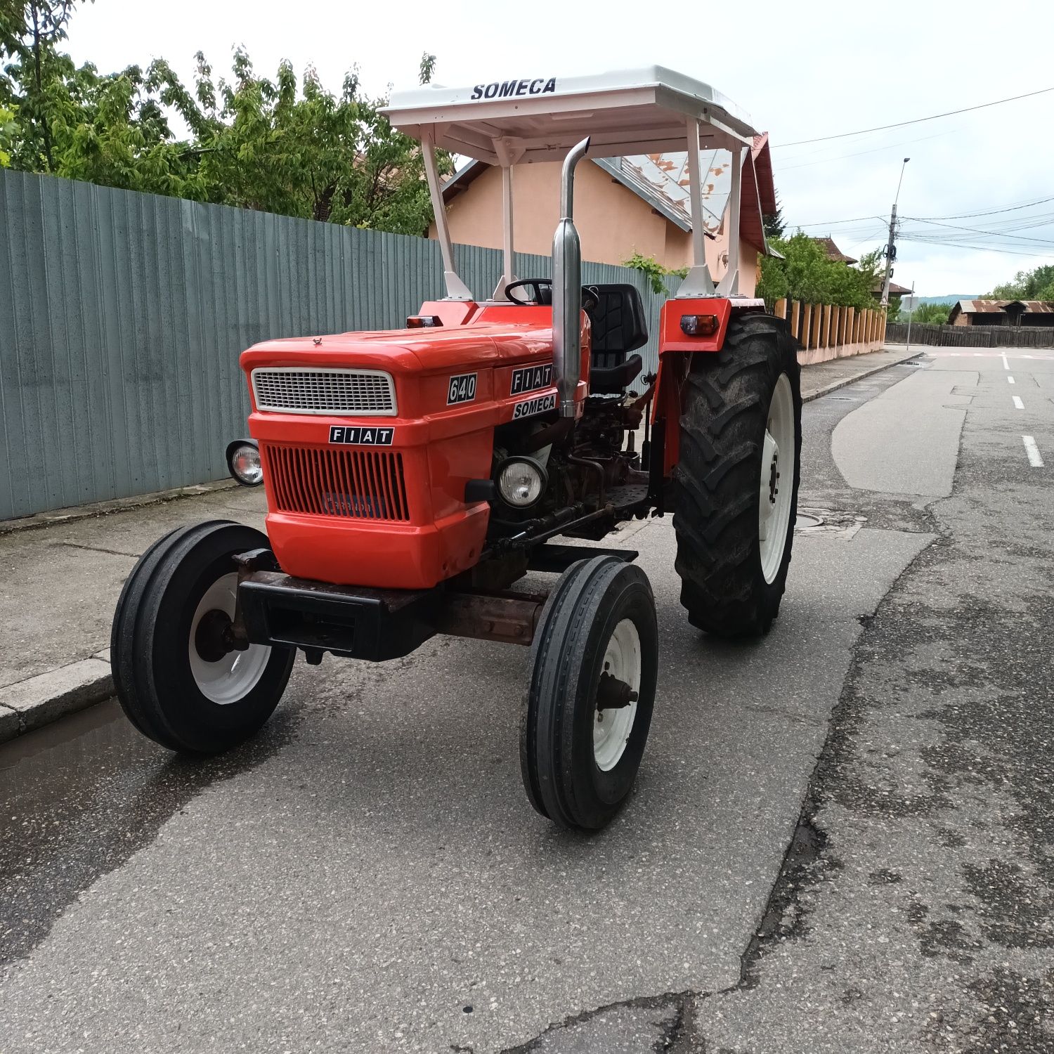 Tractor Fiat 640