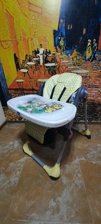 Детский стульчик CHICCO для кормления
