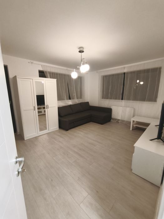 2 camere Hils Splai parcare inclusa