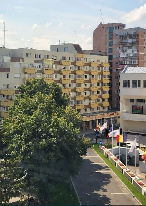 Apartament 2 camere ultracentral, etaj 1