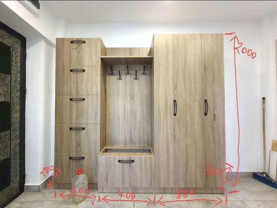 Mobina din PAL pentru hol