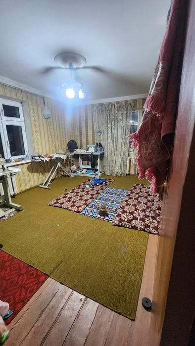 Продаётся квартира Эшонгузар 1/2/2 кирпич 2Х6