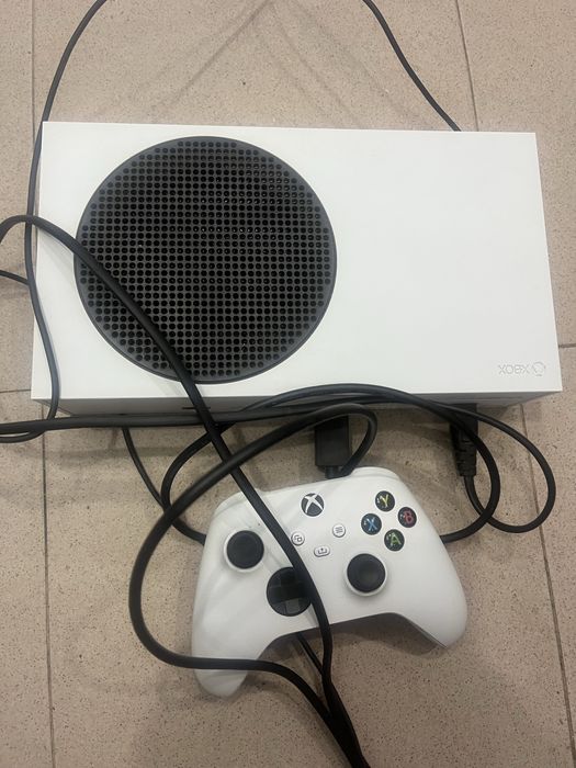 Xbox 256 gb perfect functional