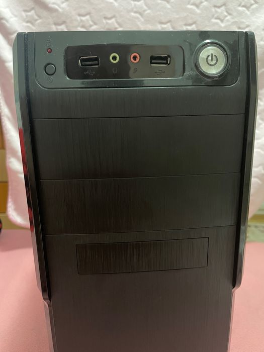 Vand 2  Pc i7 gen a 7 si a 6