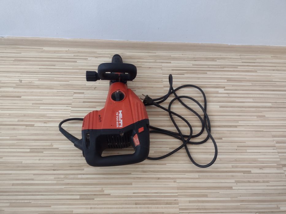 Picamer, demolator Hilti TE 700 AVR
