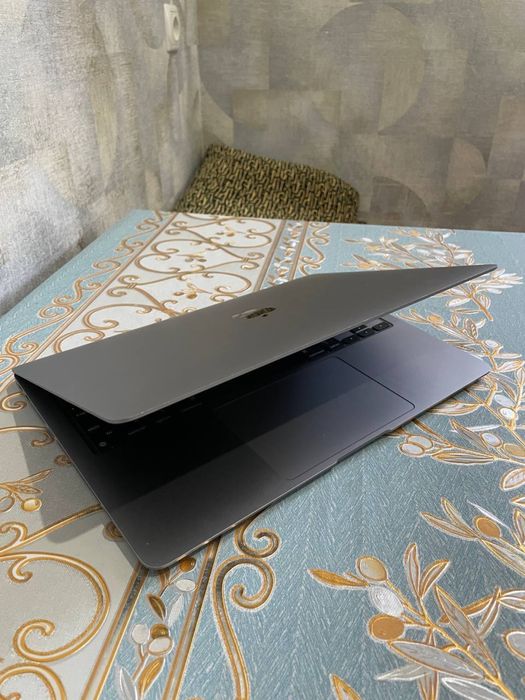 Ноутбук Apple Macbook Air M1 8/256gb SSD Space Gray