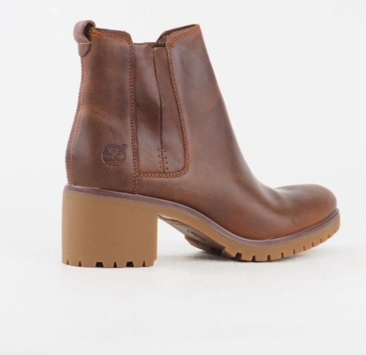 Timbarlend , Juicy Couture, Calvin Klein , Adidas