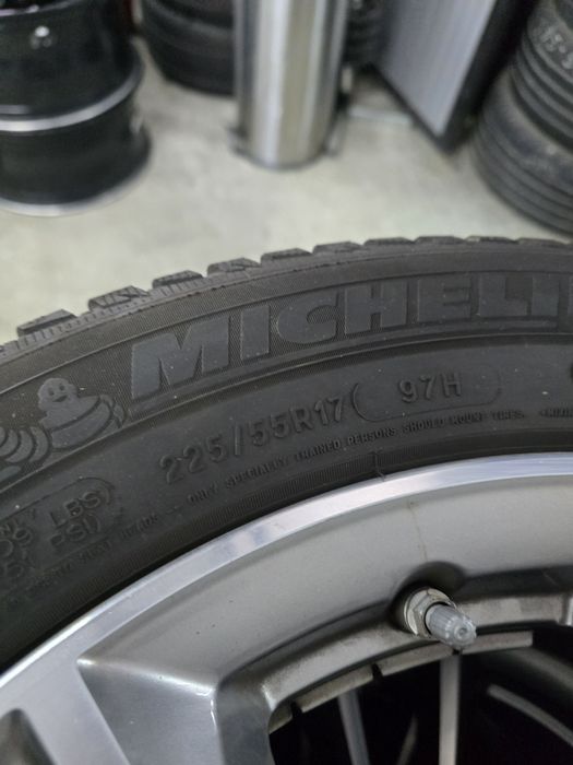 4 Броя 225/55/17 Michelin 2x6,2mm 2x5,5mm RunFlat