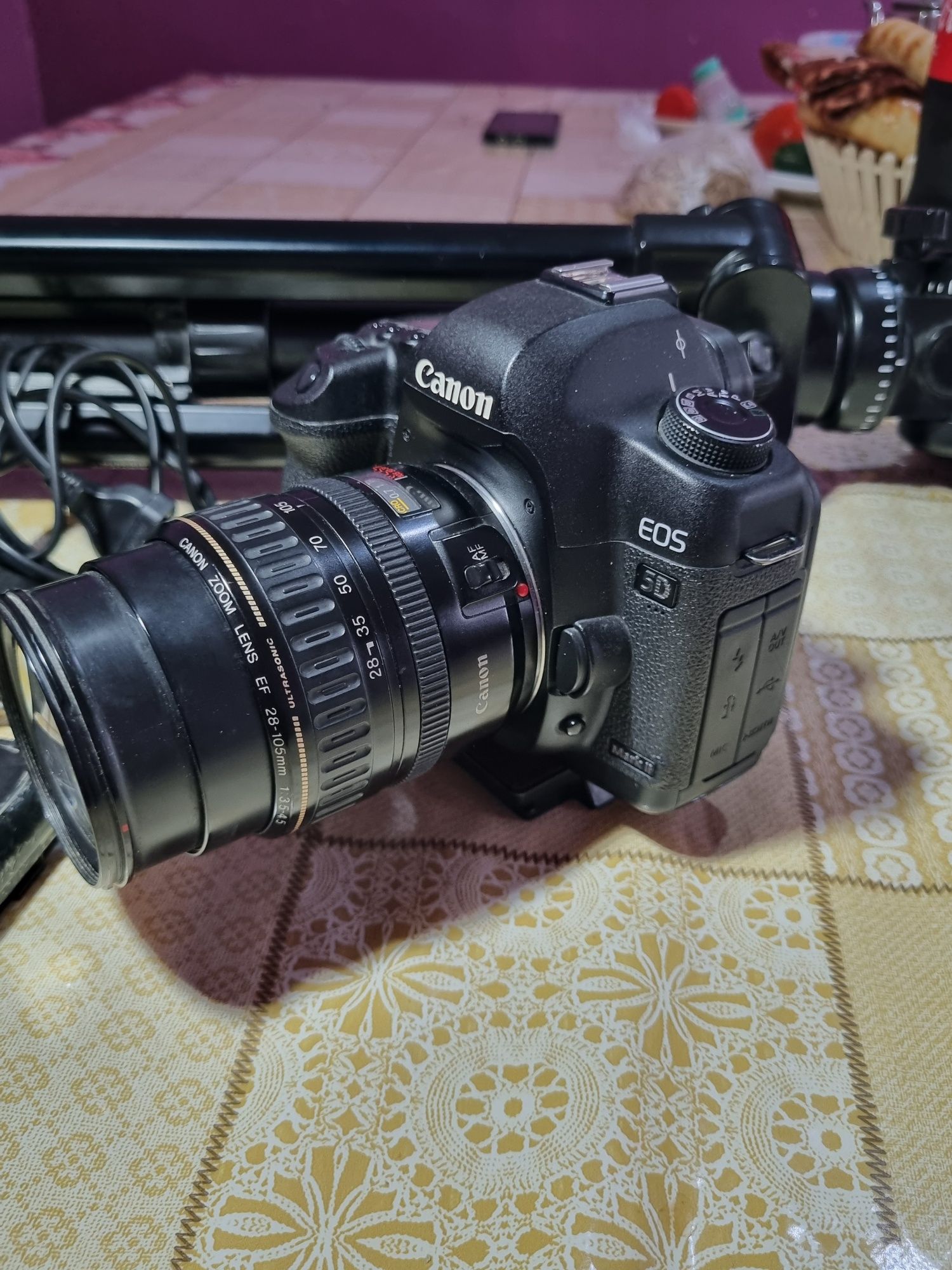 Canon 5D mark 2 sotiladi