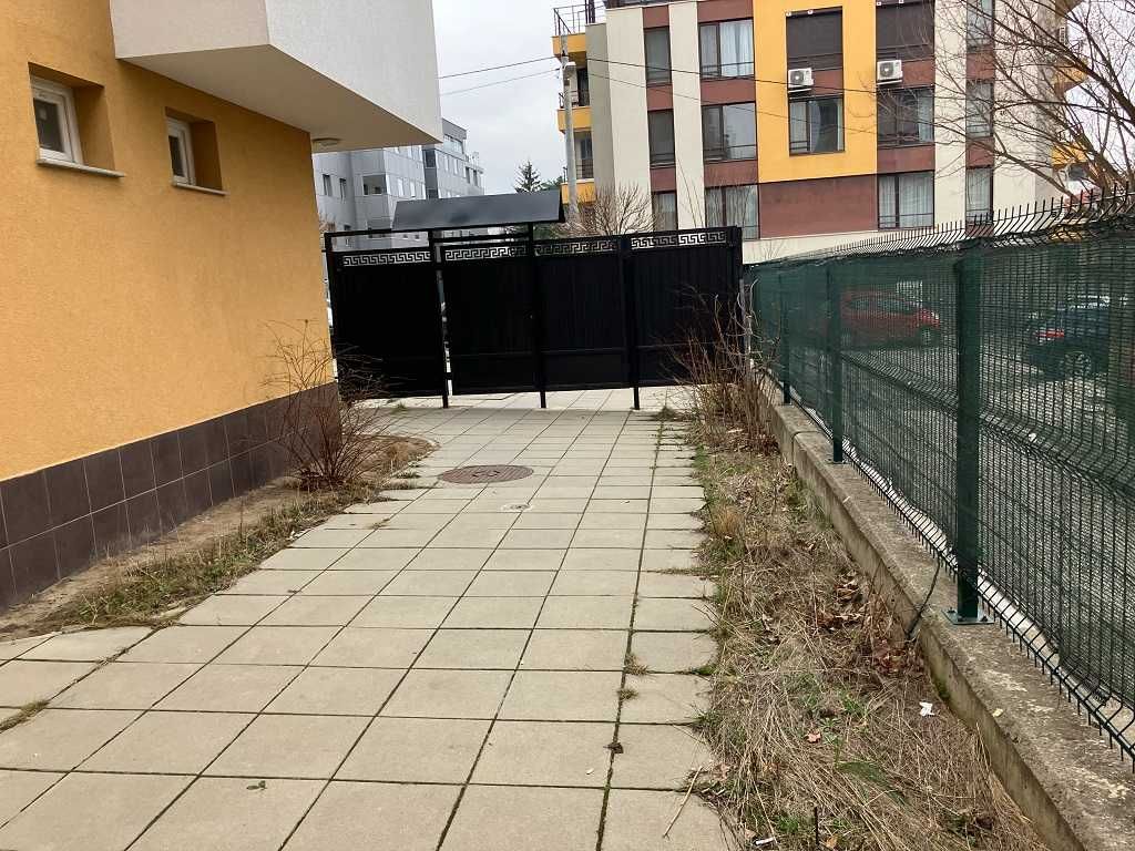 Продавам тристаен апартамент гр.София кв.Манастирски ливади-запад