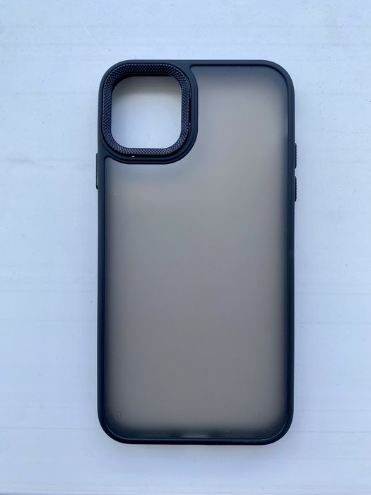 Продам новый матовый чехол на Iphone-11 за 1500 тг