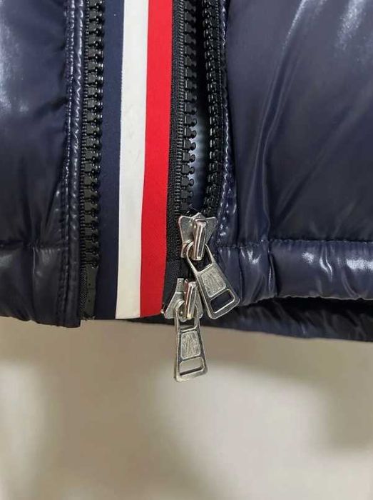 geaca Moncler Montbeliard